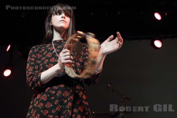 TESS PARKS AND ANTON NEWCOMBE - 2015-09-19 - ANGERS - Le Chabada - 